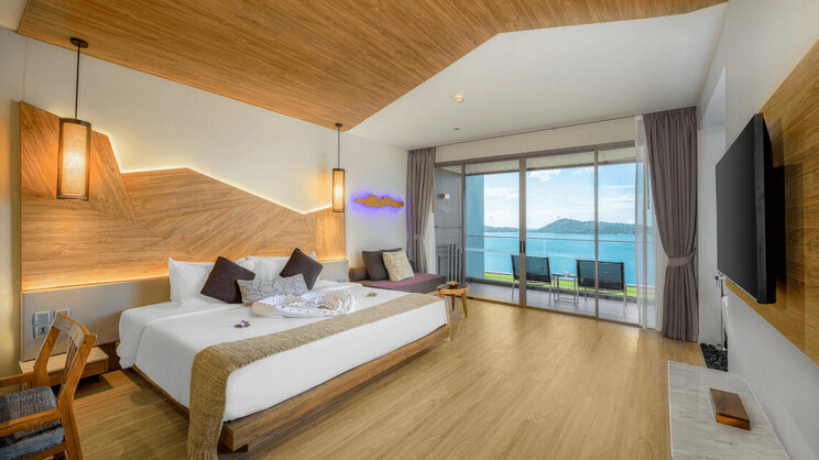 Grand Deluxe Sea View